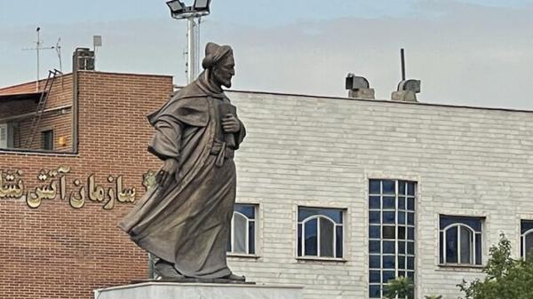 رونمایی از مجسمه برنزی سعدی در تهران