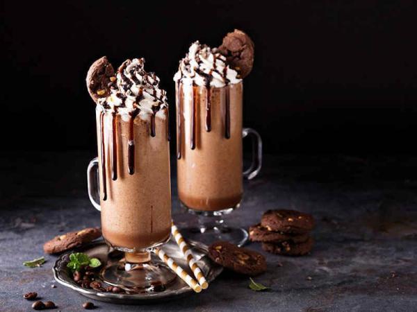 طرز تهیه میلک شیک موکا کافی شاپی